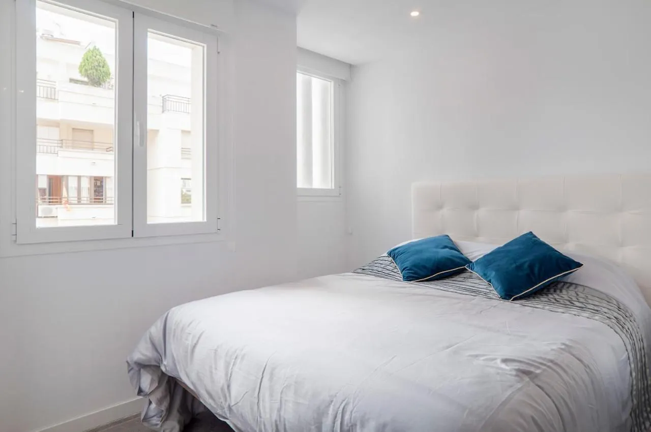 Marbella Beach Sea Views City Center Apartment 0*,